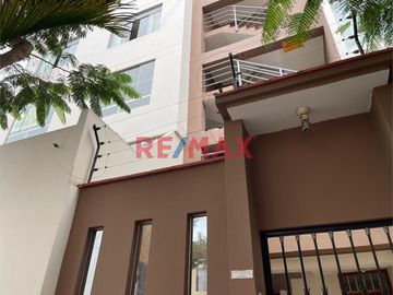 Departamento Duplex En Venta En Los Cedros De Villa – Chorrillos