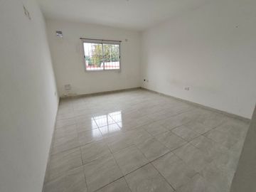 Castelar Norte - Venta - Departamento 2 Ambientes