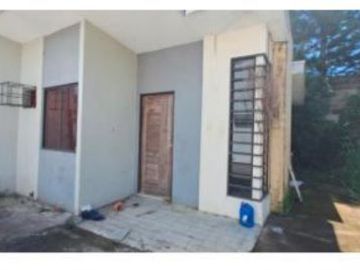 FORECLOSED House & Lot in AMAIA SCAPES LIPA Batangas : OK for FINANCING