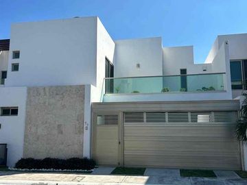 Casa en Venta en Veracruz en Lomas del Sol, Riviera Veracruzana