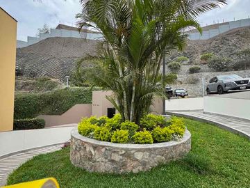 Venta de departamento en Condominio, las Lomas de la Molina!!!  us$ 145,000