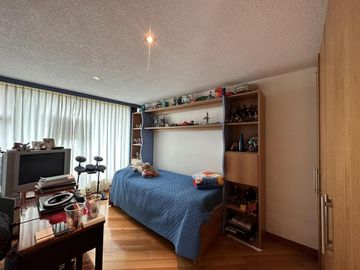 Casa Indepedniente en venta Urb El Condado 410 mtrs2 con amplios jardines Segunda Etapa