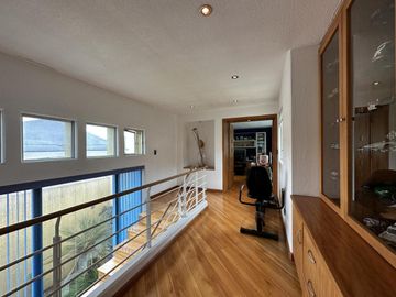 Casa Indepedniente en venta Urb El Condado 410 mtrs2 con amplios jardines Segunda Etapa