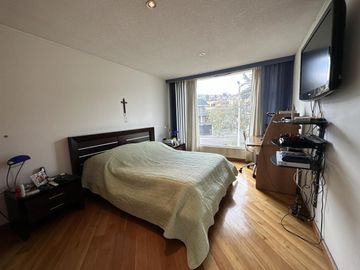 Casa Indepedniente en venta Urb El Condado 410 mtrs2 con amplios jardines Segunda Etapa