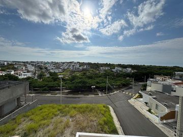 casa de venta en manta zona sur G/R