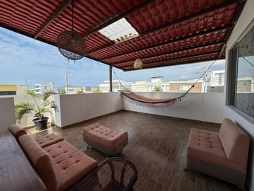casa de venta en manta zona sur G/R