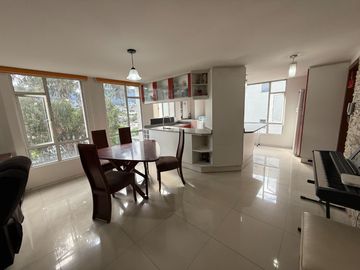 Departamento en Venta (2 Dormitorios.) - 90 m² - La Primavera - Cumbaya
