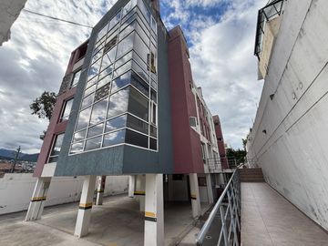 Departamento en Venta (2 Dormitorios.) - 90 m² - La Primavera - Cumbaya