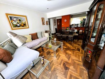 DUPLEX EN VENTA US$ 285,000, CALLE 5 2XX, SAN BORJA
