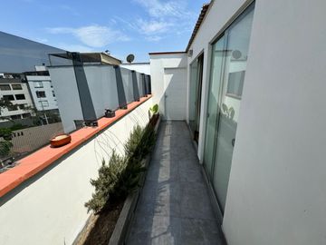 DUPLEX EN VENTA US$ 285,000, CALLE 5 2XX, SAN BORJA