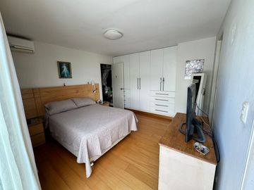 DUPLEX EN VENTA US$ 285,000, CALLE 5 2XX, SAN BORJA