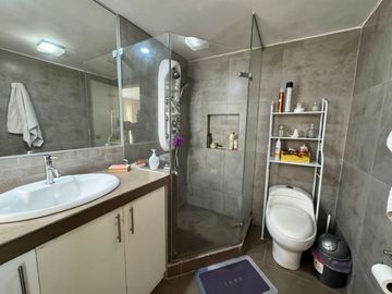 DUPLEX EN VENTA US$ 285,000, CALLE 5 2XX, SAN BORJA