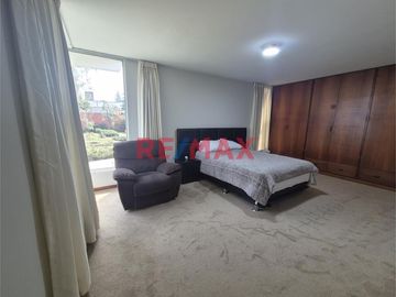 Vendo Casa Como Terreno – 2,337 M² En Residencial Monterrico