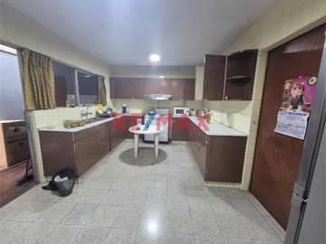 En Venta Casa En Jr. Tintoretto San Borja 276 M2