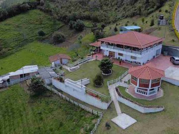 Hermosa Hacienda en Venta