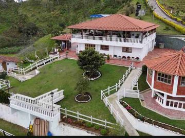 Hermosa Hacienda en Venta