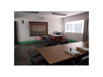 Vendo Amplio Local Comercial En Excelente Ubicacion En Laredo Area 679 M2