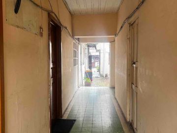 amplia casa en venta con terreno en venta cerca del centro de cuenca san Blas cerca de la calle larga