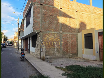 SE VENDE CASA DE 1 PISO DE 75M2 EN URB. SOL DE ICA DE LOS PORTALES - II ETAPA