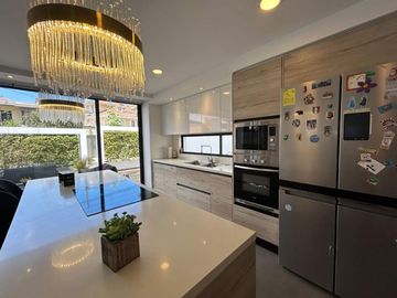 Venta Departamento Urbanización El Condado Jardín