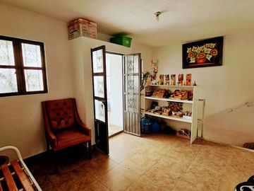 Casa Ampliada y Versátil en Santa Rosa de Lima – Casa en Venta - León Gto