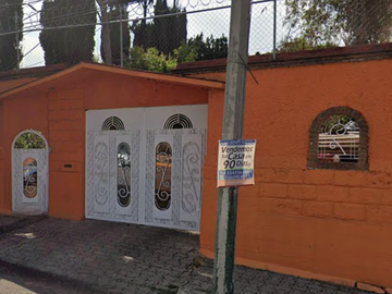 OPORTUNIDAD DE INVERSIÓN CON ESTA PROPIEDAD CON EXCELENTE ESPACIO Y UBICACIÓN POR DEBAJO DE SU PRECIO COMERCIAL!