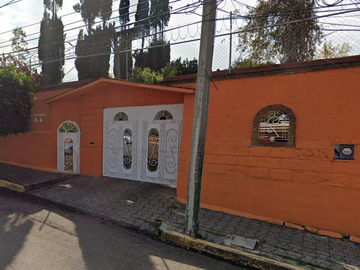 OPORTUNIDAD DE INVERSIÓN CON ESTA PROPIEDAD CON EXCELENTE ESPACIO Y UBICACIÓN POR DEBAJO DE SU PRECIO COMERCIAL!