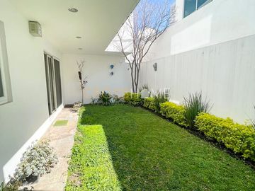 Casa en venta en Condesa Juriquilla