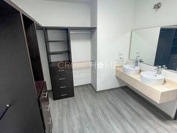 Casa en venta en Condesa Juriquilla
