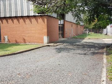 BODEGA VENTA 3975 M2