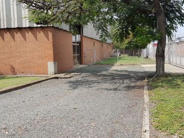 BODEGA VENTA 3975 M2