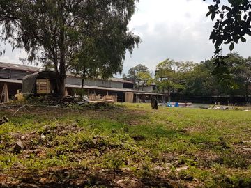BODEGA VENTA 3975 M2