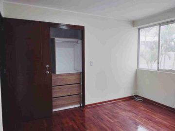 SE VENDE DEPARTAMENTO EN EL DISTRITO DE MIRAFLORES