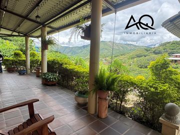 Quinta en venta en Malacatos sector Ceibopamba