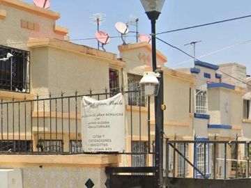 Casa En Remate Bancario En Tecámac, Estado De México. CLV1
