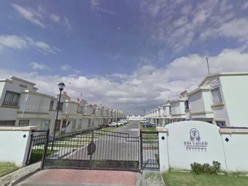 Casa En Remate Bancario En Tecámac, Estado De México. CLV1