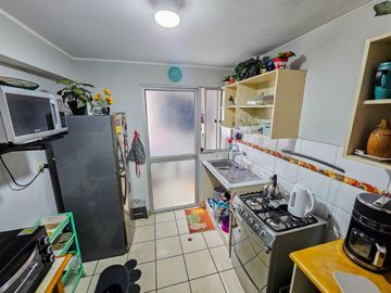 VENDO DEPA Y COCHERA EN MAGDALENA