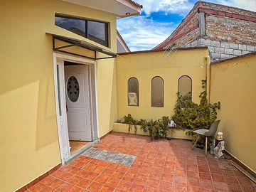 CASA Espaciosa EN VENTA sector UDA