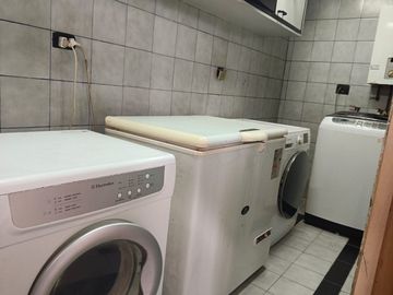 Oportunidad: Amplia casa 4 dormitorios en Los Lirios, Concepción