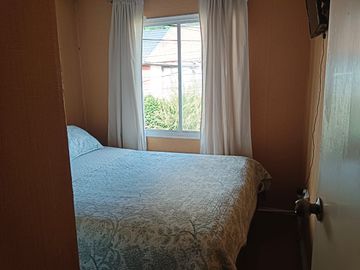 Oportunidad: Amplia casa 4 dormitorios en Los Lirios, Concepción