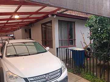 Oportunidad: Amplia casa 4 dormitorios en Los Lirios, Concepción