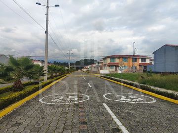 TERRENO EN VENTA SANGOLQUI OASIS DE LA HACIENDA