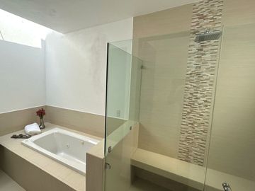 Venta Casa Bosque Esmeralda, Atizapán de Zaragoza, Estado de México