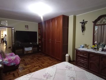 En Ocasion Venta De Hermoso Departamento Duplex En San Martin De Porres