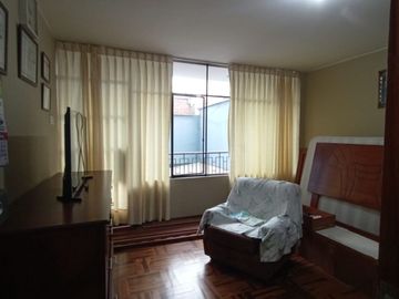 En Ocasion Venta De Hermoso Departamento Duplex En San Martin De Porres