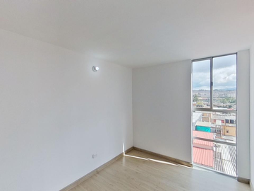 VENTA APARTAMENTO. 77M2 BUENOS AIRES SAN CRISOBAL INCREIBLE DSCTO ANTES $380´