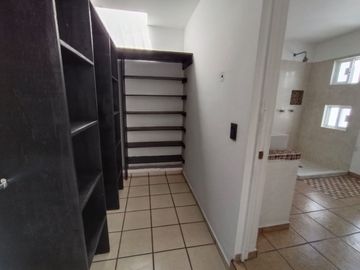 CASA EN VENTA, EN CORREGIDORA, QUERETARO