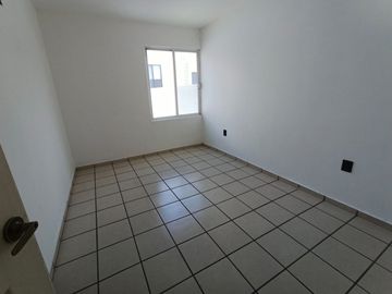 CASA EN VENTA, EN CORREGIDORA, QUERETARO