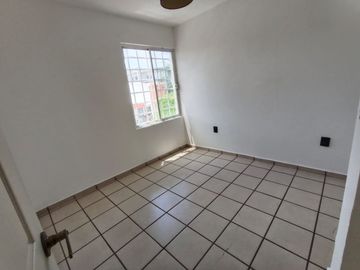 CASA EN VENTA, EN CORREGIDORA, QUERETARO