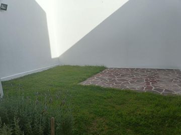 CASA EN VENTA, EN CORREGIDORA, QUERETARO
